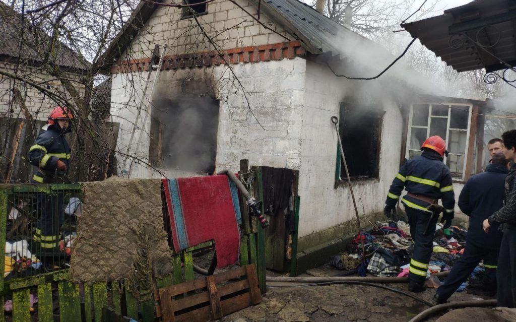 На Харьковщине после пожара обнаружено тело мужчины (фото)