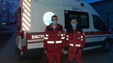 В Харькове ковид-бригада «откачала» еще одного тяжело больного коронавирусом (фото)