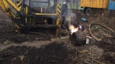 Аварию на коллекторе в Лозовой ликвидировали. Коммунальщики запустили работу наносов
