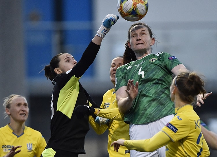 Женская сборная Украины по футболу не вышла на чемпионат Европы (фото)