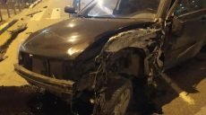На Московском проспекте в ДТП попали водители BMW и KIA (фото)