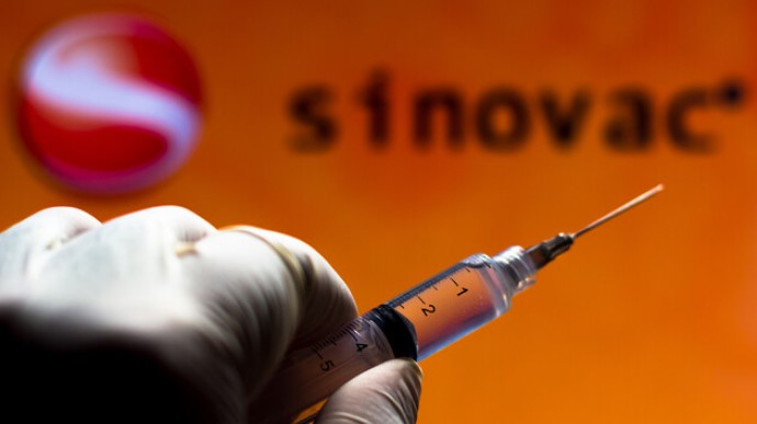 В Украину завтра прибудет новая партия вакцины Sinovac