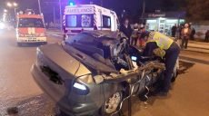 В «скорой» рассказали подробности о погибшем и пострадавшем в тройном ДТП на Шевченко