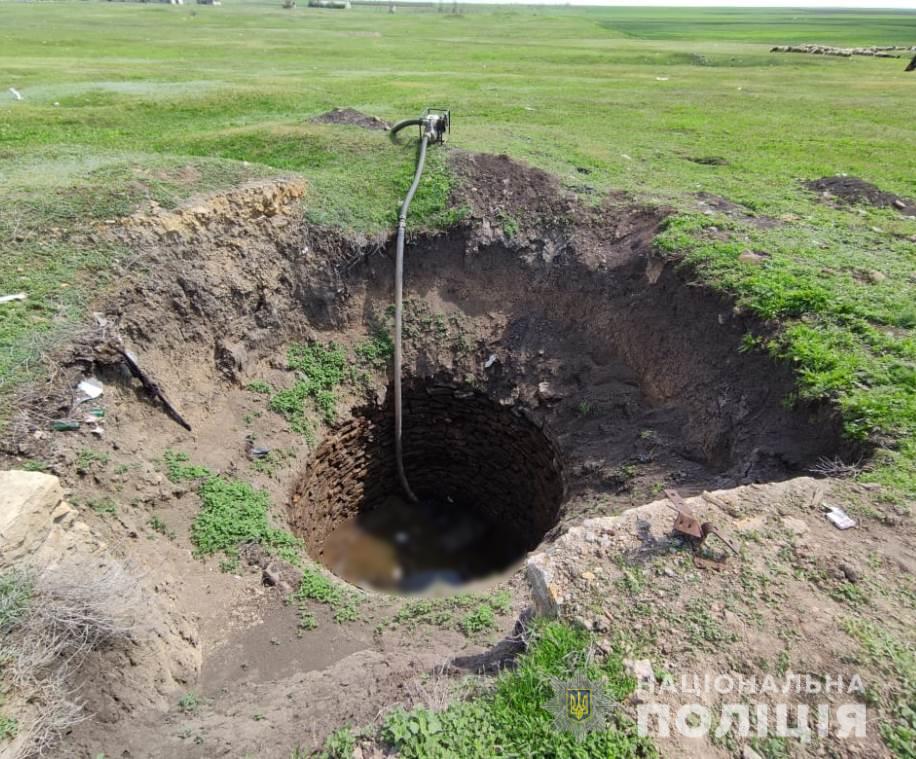 В заброшенном колодце нашли тела четырех человек