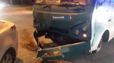 В Харькове в ДТП травмирован пассажир автобуса (фото)