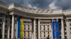 Украина в ответ высылает российского дипломата