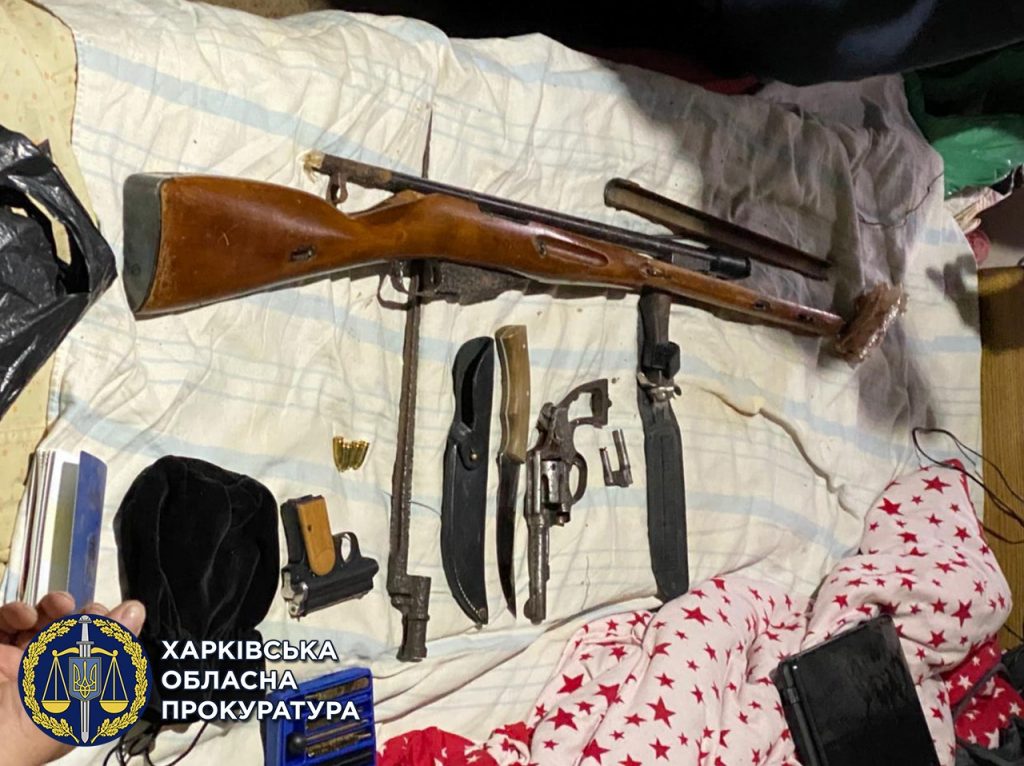Поставлял в Харьков боевое оружие: киевлянину сообщили о подозрении (фото)