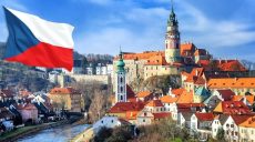 Около 70 российских дипломатов будут высланы из Чехии в кратчайшие сроки
