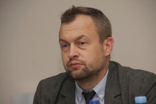 Он как подросток требует к себе всеобщего внимания, — Михаил Самусь