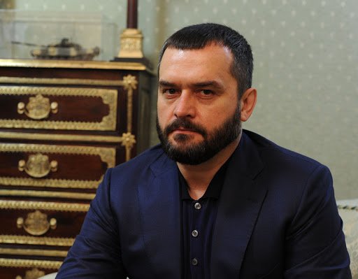 Суд заочно арестовал экс-главу МВД Захарченко
