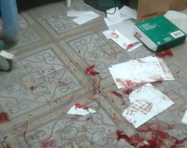 В больнице на Харьковщине участник ДТП избил врача (фото)
