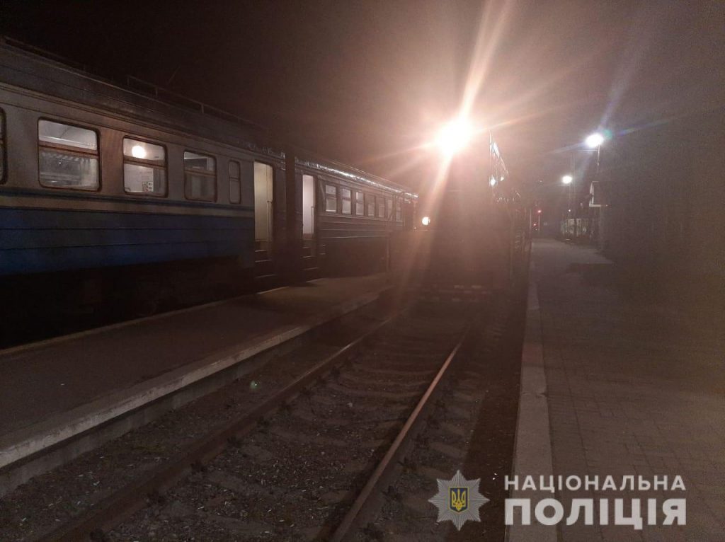 Пьяный житель Харьковщины попал под поезд (фото)