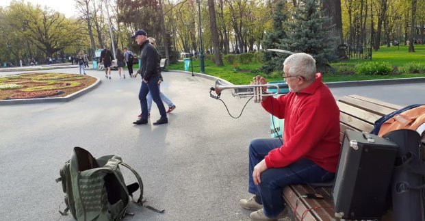 В Харькове уличным музыкантам выделят отдельное место