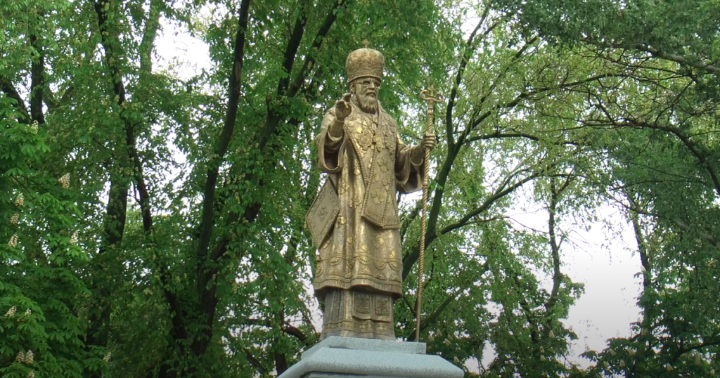 У Харкові з’явився пам’ятник митрополиту Никодиму: як створювали монумент (відео)