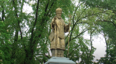 У Харкові з’явився пам’ятник митрополиту Никодиму: як створювали монумент (відео)