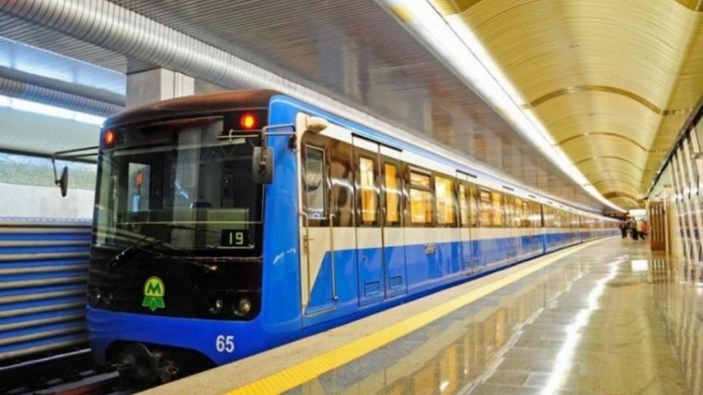 Проезд в метро Киева подорожает до 20 гривен
