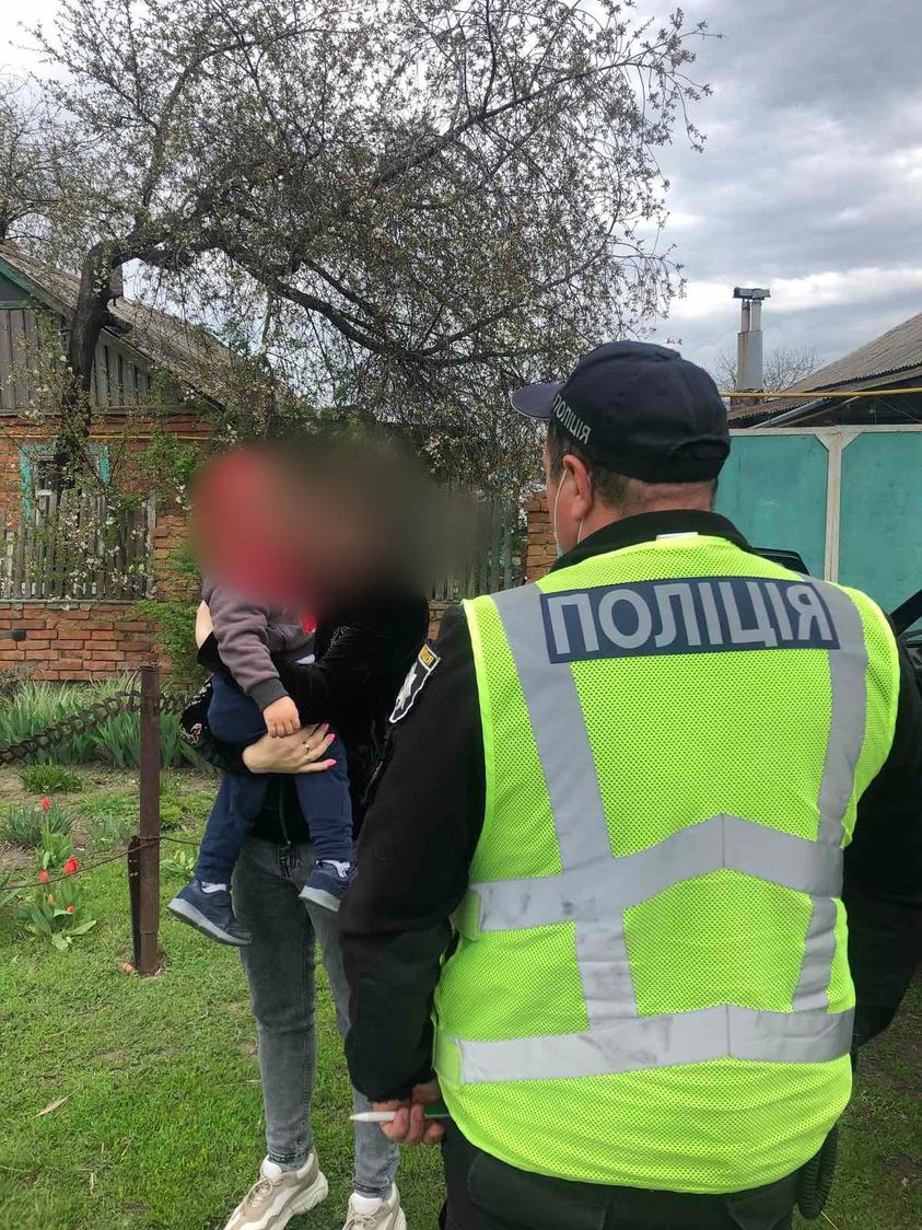 Полицейские нашли трехлетнего мальчика (фото)