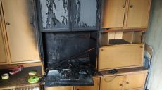 В Харькове из-за загоревшегося телевизора эвакуировали жителей жилого дома (фото)