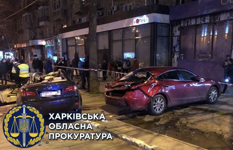 В Харькове патрульного, который гнался за нарушителем и попал в аварию, подозревают в нарушении ПДД