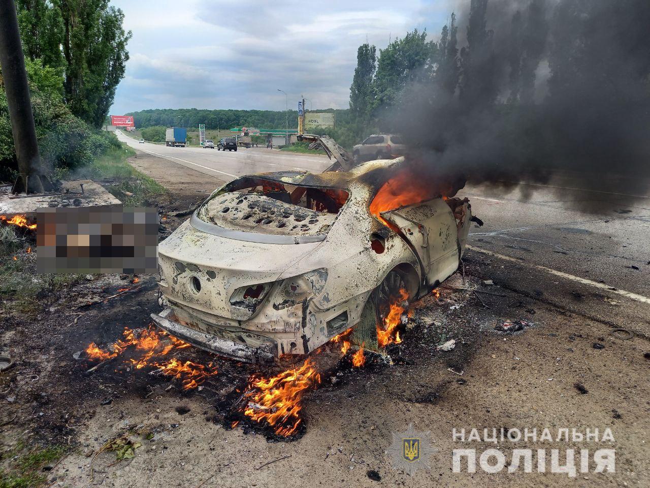 Полиция выясняет обстоятельства смертельного ДТП в Дергачевском районе