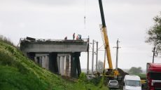 На дороге Харьков-Киев-Довжанский возле села Граково строят новый путепровод (фото)