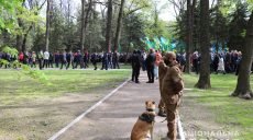 Полицейские обеспечили правопорядок во время торжеств на Мемориале Славы в Харькове (фото)