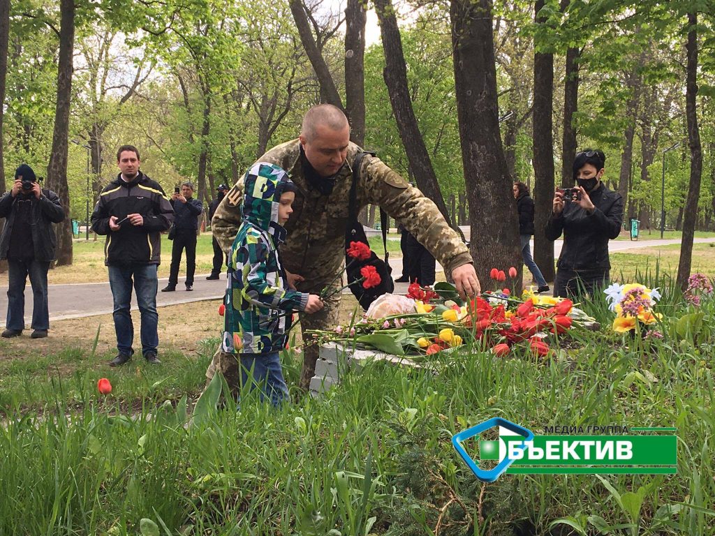 В Харькове почтили память бойцов УПА, советских воинов и погибших на Донбассе (фото)