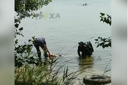 Водолазы достали тело утонувшего на Безлюдовке парня (видео)