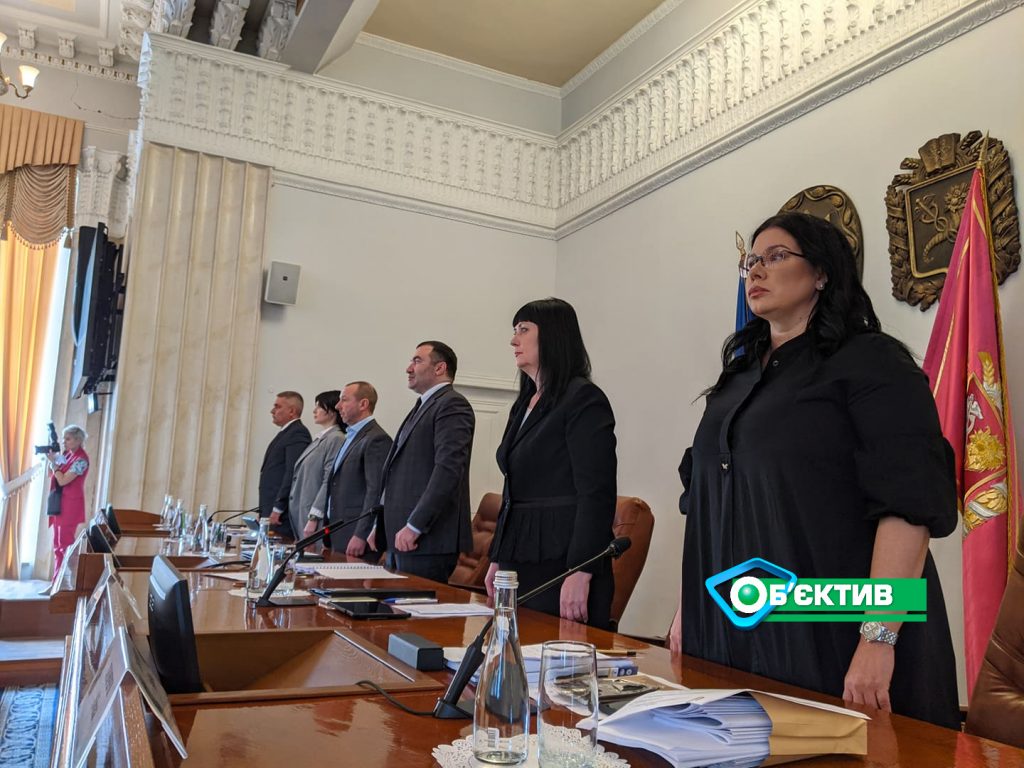 В Харькове началась сессия областного совета (фоторепортаж)