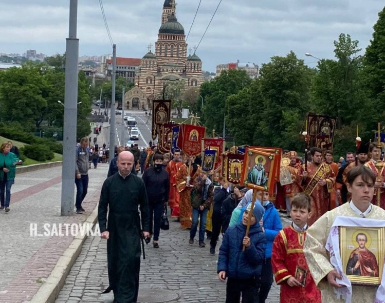 В Харькове прошел крестный ход
