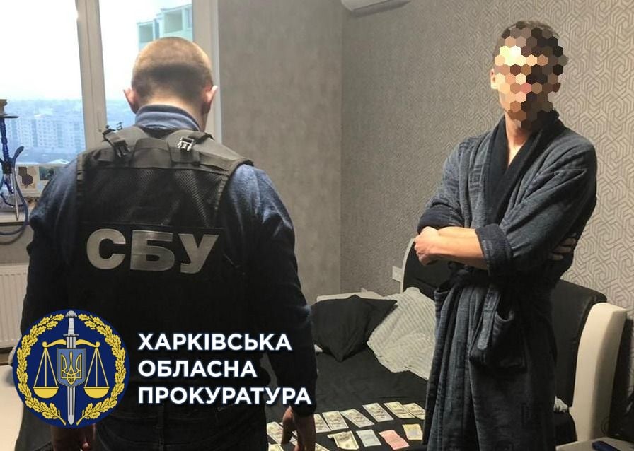 В Харькове разоблачили незаконное Харьковчанин незаконно хранилище табачных изделий на общую сумму 2 млн грн - фото 3