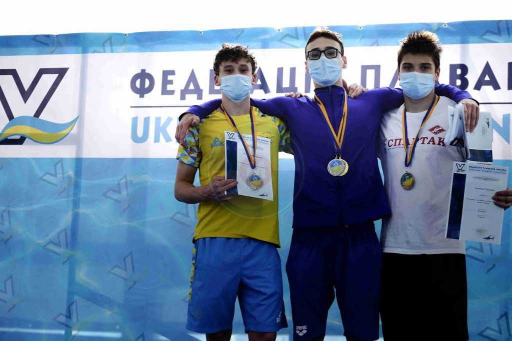 Харьковские пловцы с медалями вернулись из чемпионата Украины