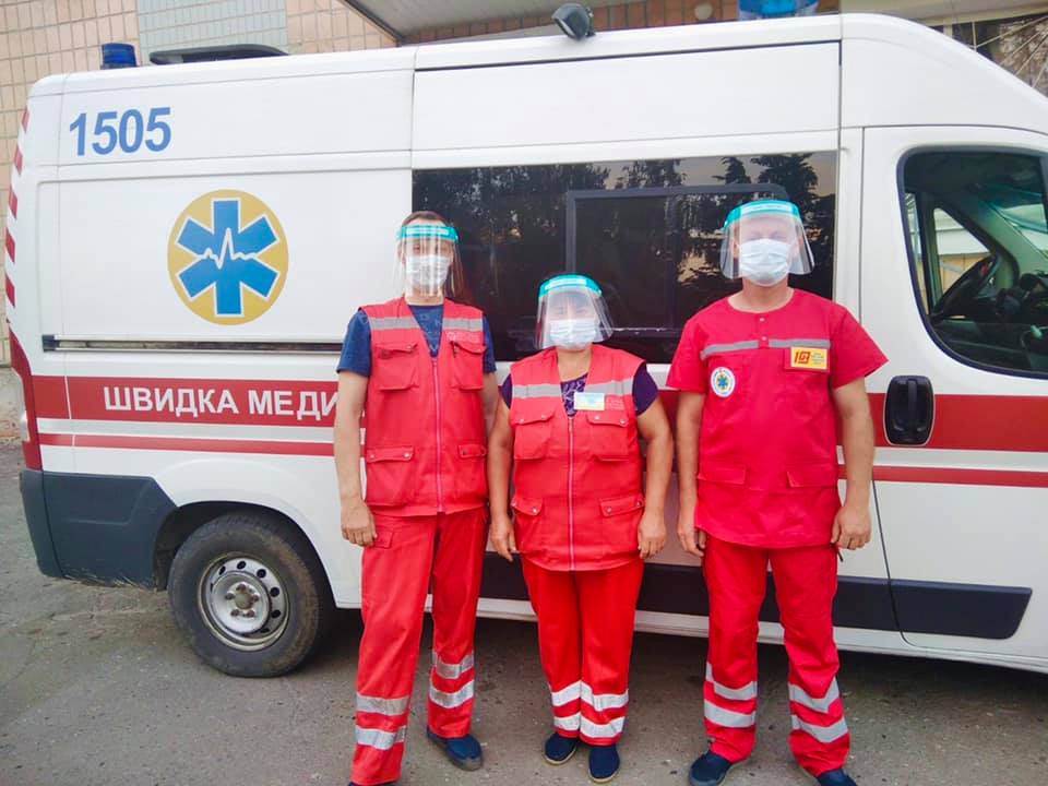 На Харьковщине медики «скорой» спасли жизнь 60-летней женщине
