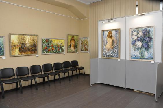 Харьковчан приглашают на выставку студентов и преподавателей Харьковского художественного колледжа