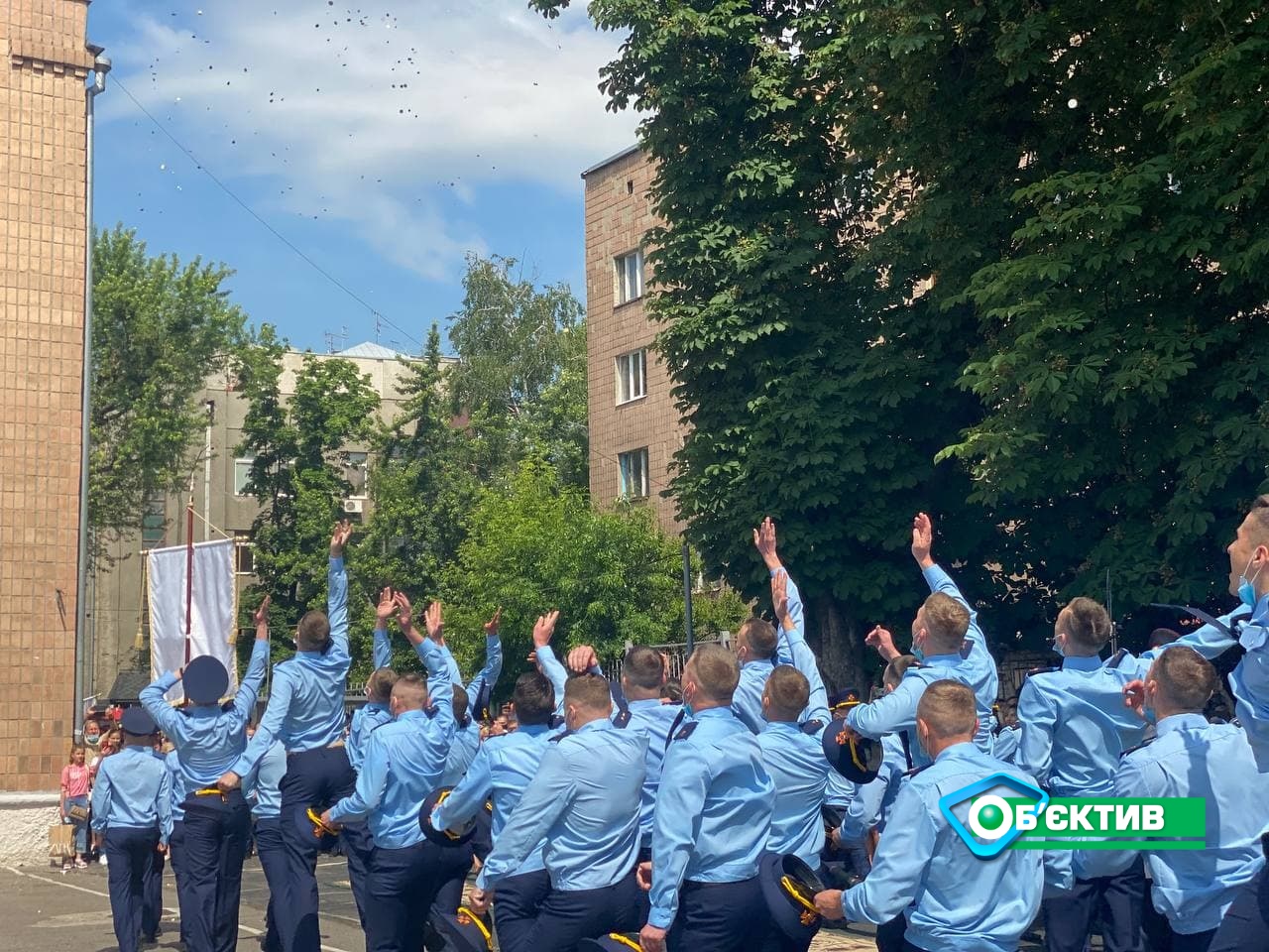 Молодые специалисты Национального университета гражданской защиты получили дипломы в Харькове 