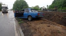 Полиция разыскивает водителя, сбежавшего с места смертельного ДТП (фото)