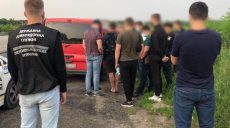 На Харьковщине задержали нелегального автоперевозчика: возил жителей ОРДЛО (фото)