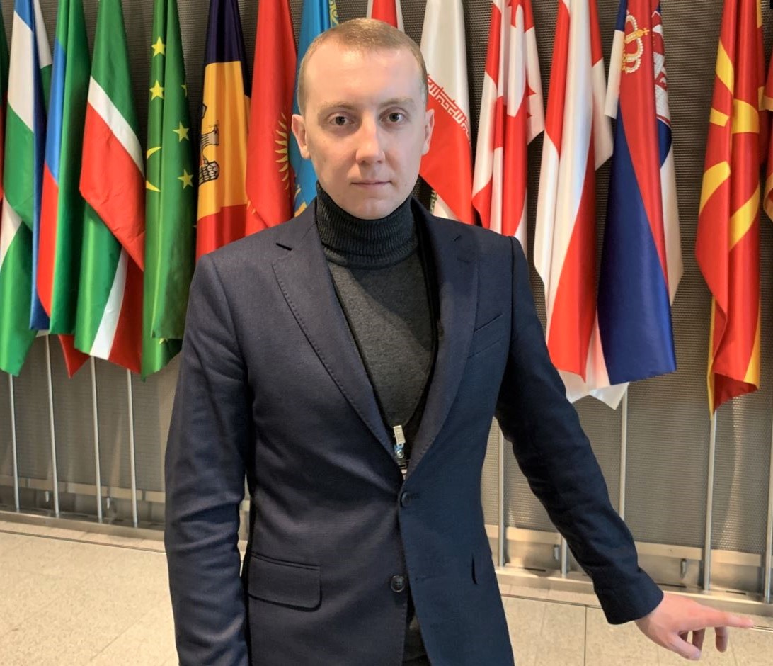 И правда в том, что против строительства стены могут быть только те, кто не осознает — она уже стоит, — Асеев