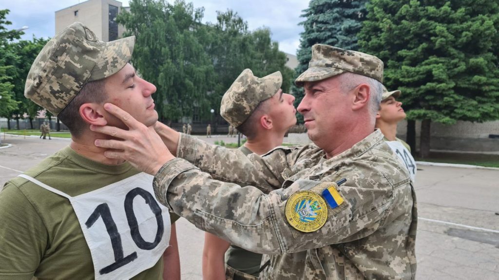 В параде будут принимать участие лучшие курсанты-авиаторы