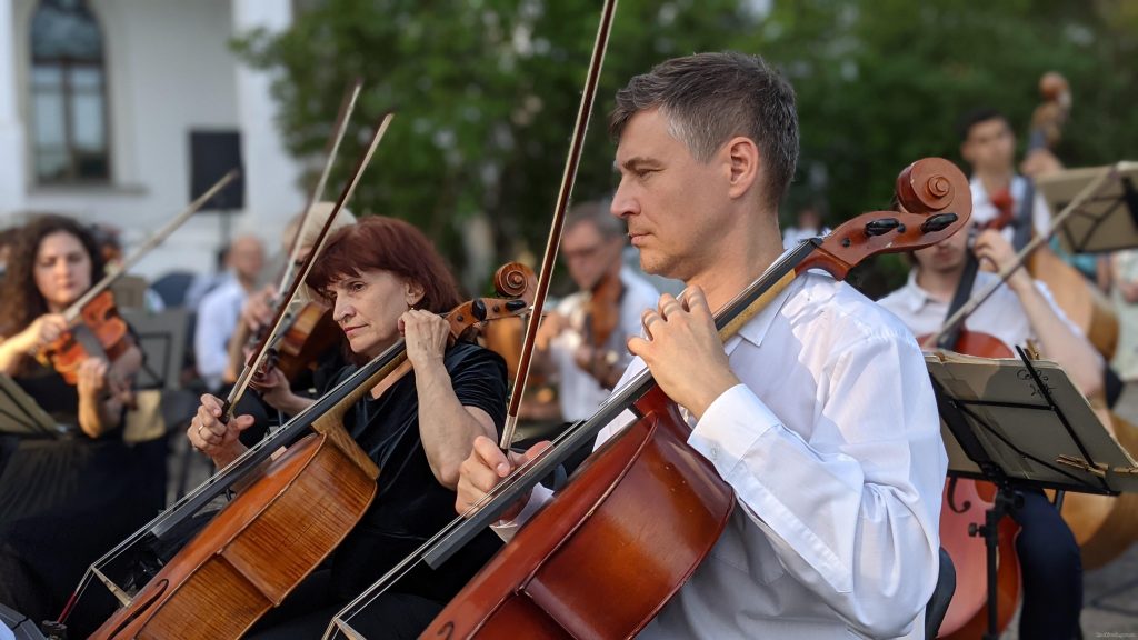В Шаровке сыграл оркестр Харьковской областной филармонии