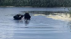 На Харьковщине из реки Мжа достали тело утопленника