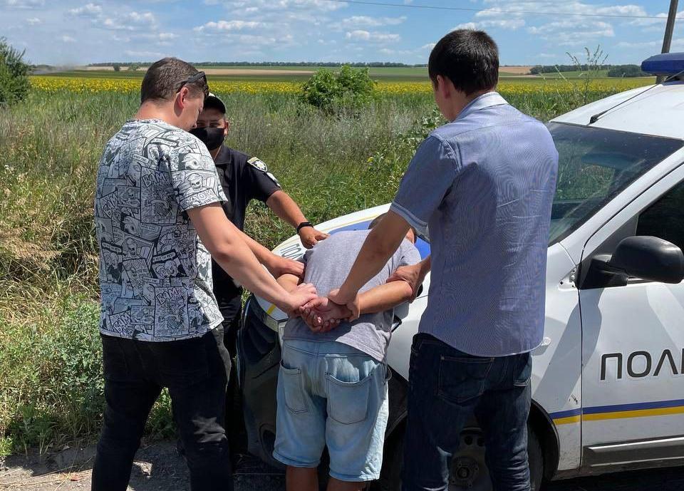 Подозревают в изнасиловании пожилой женщины: суд оставил мужчину на 2 месяца в СИЗО