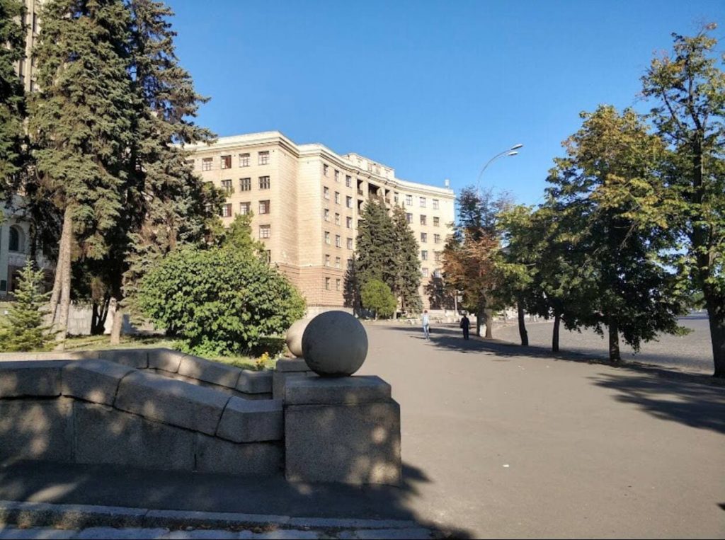 В центре Харькова полиция ищет взрывчатку в окружном админсуде