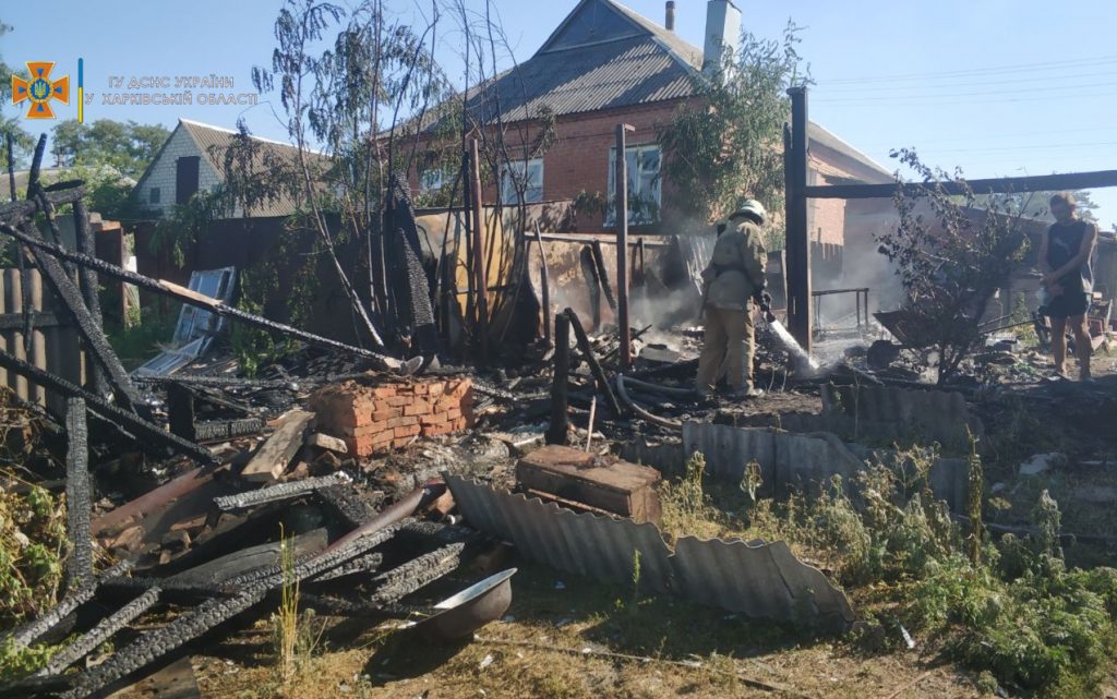 Под Харьковом на пожаре пострадала женщина (фото)