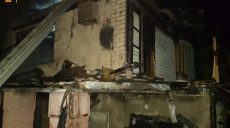 Под Харьковом сгорел дачный дом (фото)