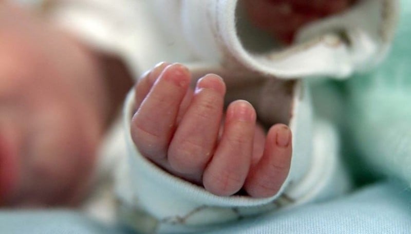 «Возможно отравление»: на Харьковщине в реанимации умер младенец