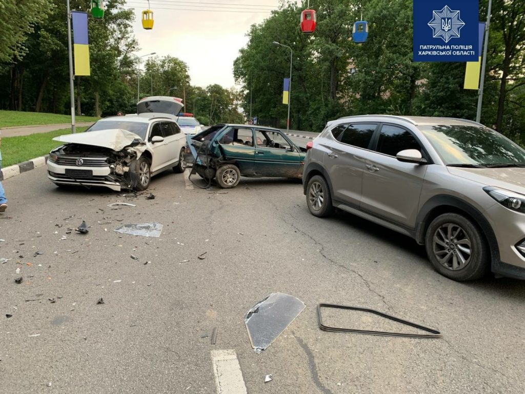 В Харькове в ДТП пострадали два человека (фото)