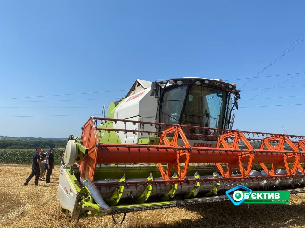 В Харьковской области горят поля: в ГСЧС назвали основные причины (фото)