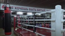 На Харківщині 7 юних боксерів отримали подарунки за перемогу на міжрегіональному турнірі (відео)