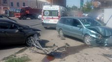На Гольдберговской столкнулись Ford и Mitsubishi (фото)